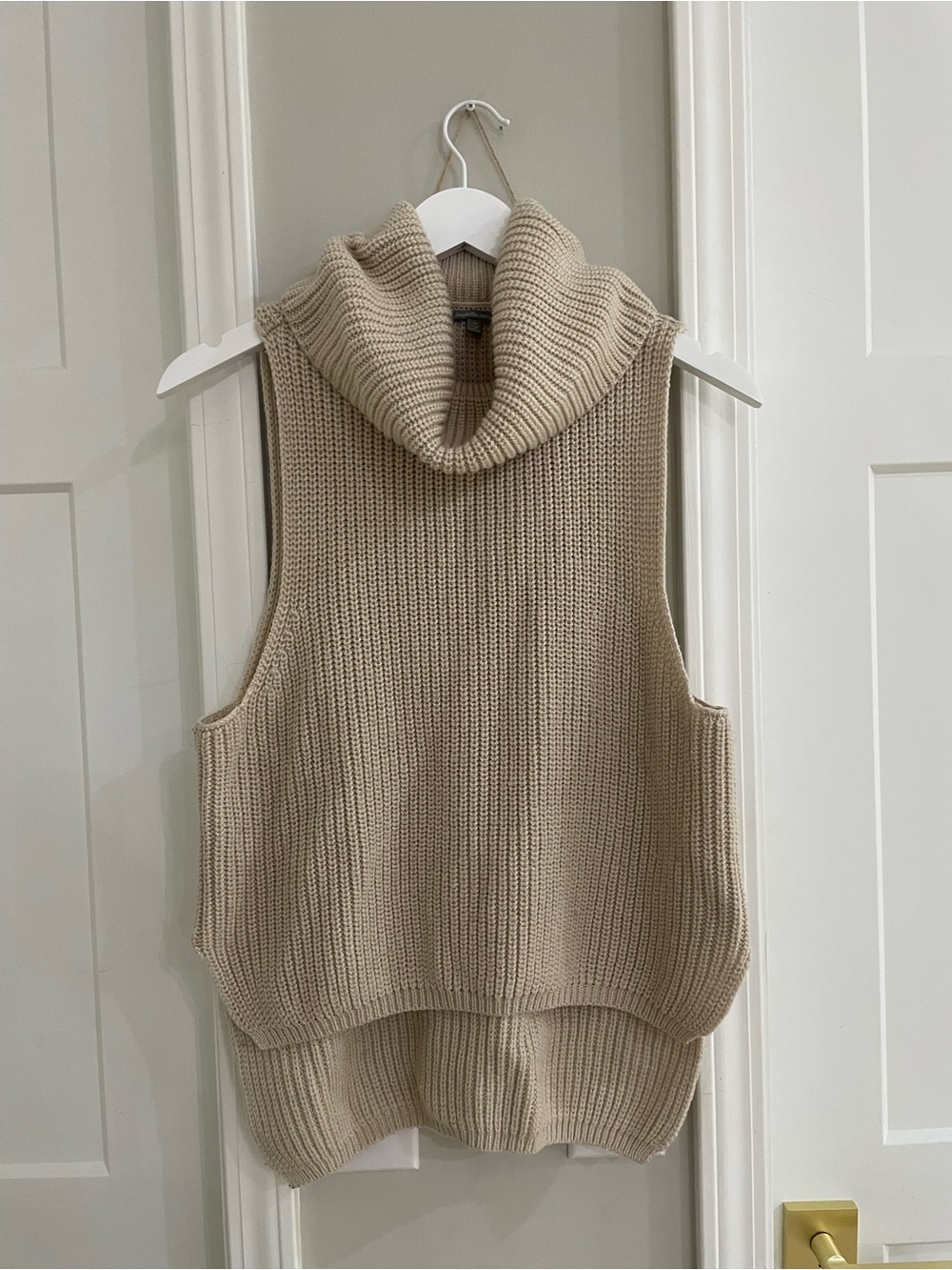 Sleeveless Turtleneck Knit Sweater Vest - Cream